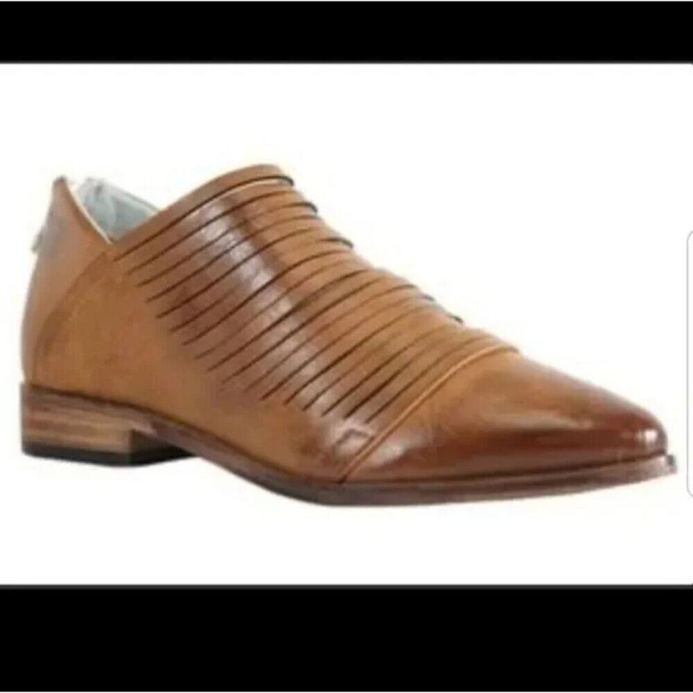 A Rider Girl Brown Strappy Loafers Size 7.5